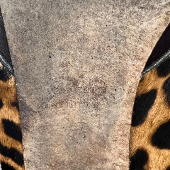 Dolce & Gabbana Animal Print Flats - Picture 7 of 8